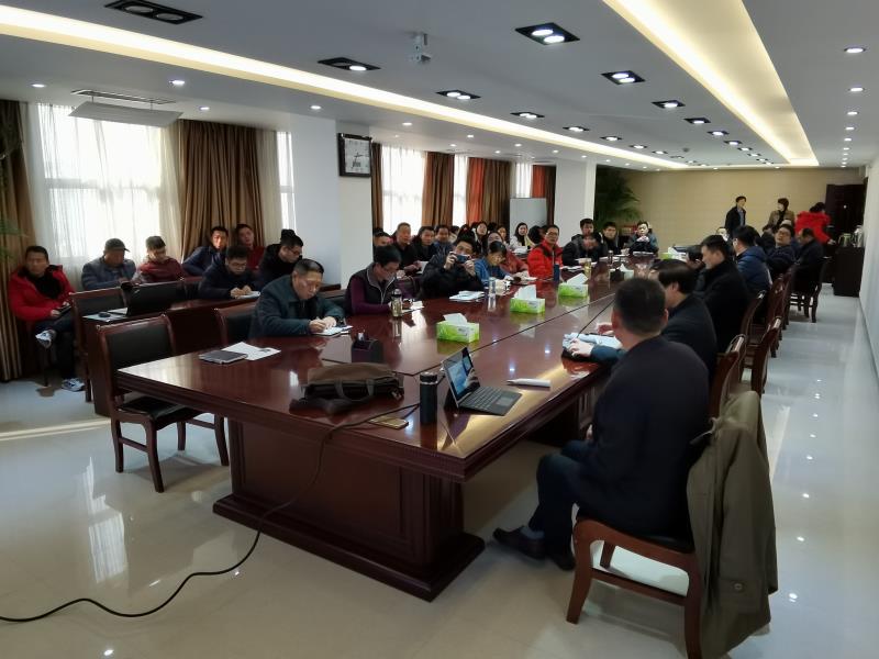 小平教授受邀到河南省水利勘测有限公司做科技文本写作专题报告